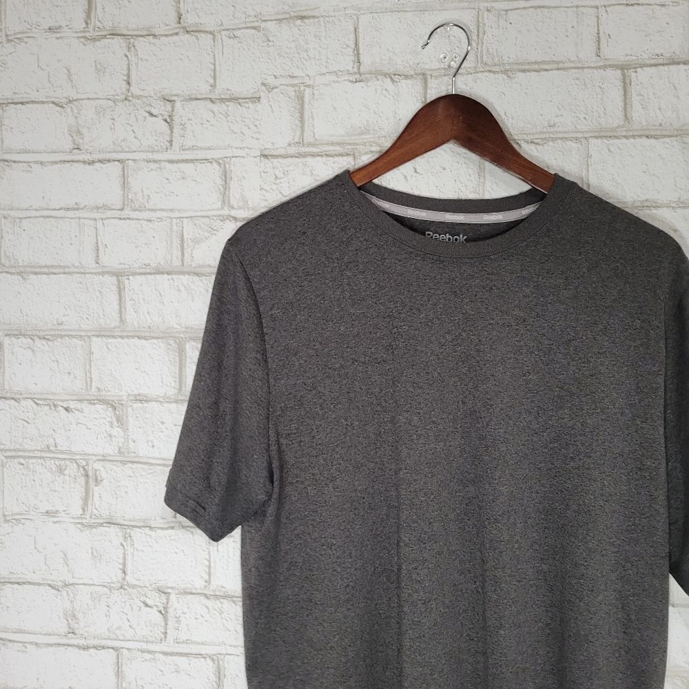 Reebox dark gray tee - Picture 3 of 12